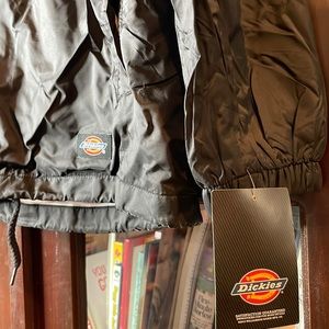 Dickies mens size Small - black windbreaker button down jacket